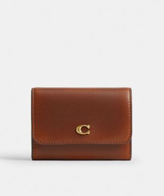 エッセンシャル フラップ カード ケース・ラブド レザー | COACH